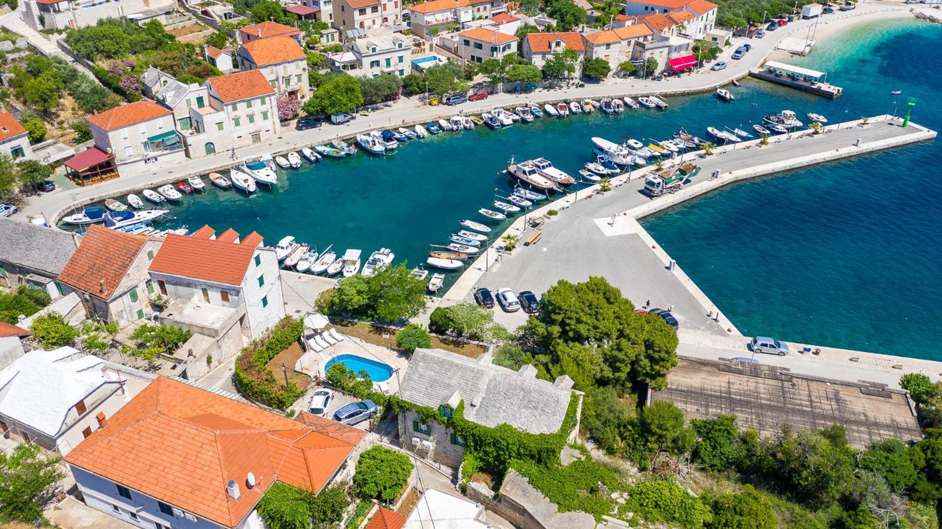Villa Bonaca Perfect Location For A Holiday With Friends Or Family, Heated Pool Сумартин Экстерьер фото