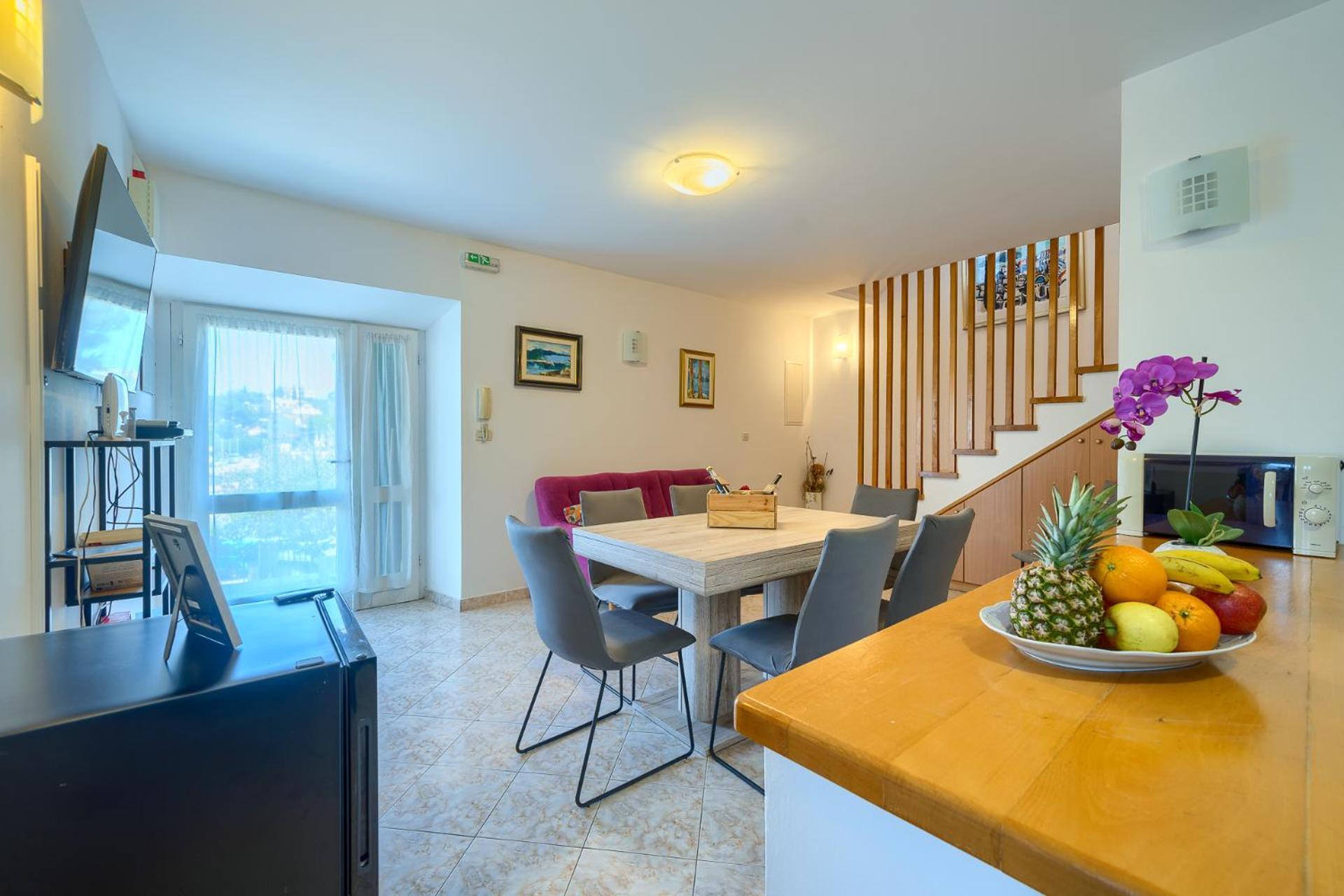 Villa Bonaca Perfect Location For A Holiday With Friends Or Family, Heated Pool Сумартин Экстерьер фото