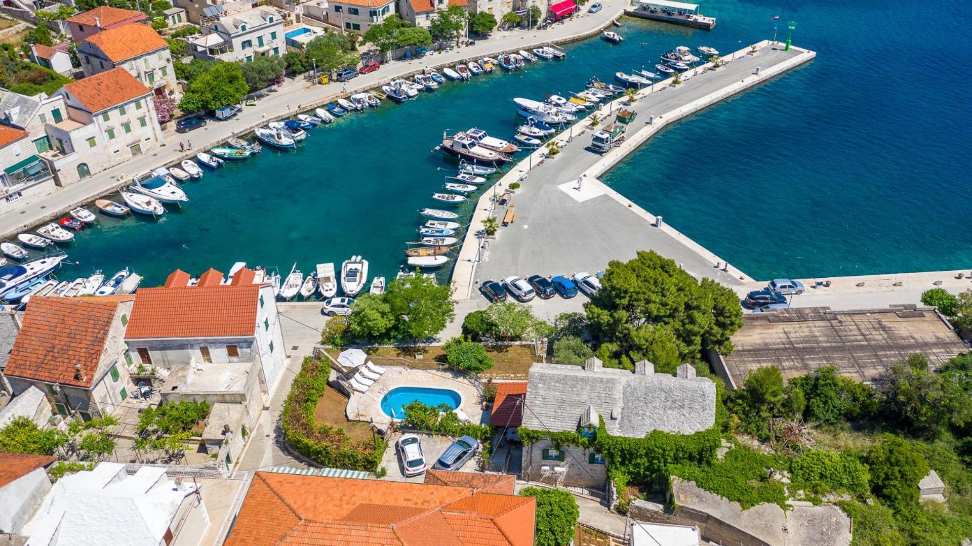 Villa Bonaca Perfect Location For A Holiday With Friends Or Family, Heated Pool Сумартин Экстерьер фото