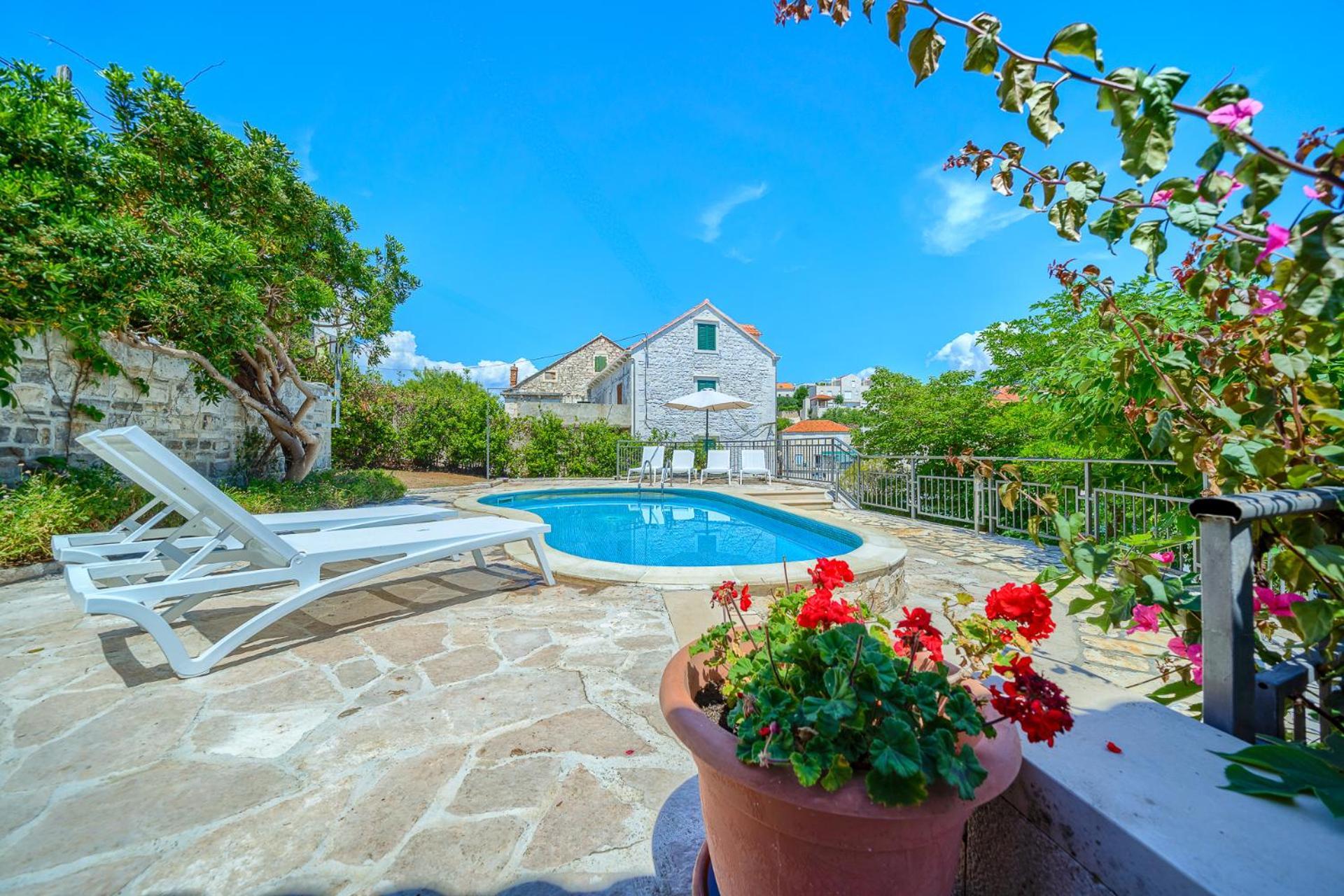 Villa Bonaca Perfect Location For A Holiday With Friends Or Family, Heated Pool Сумартин Экстерьер фото