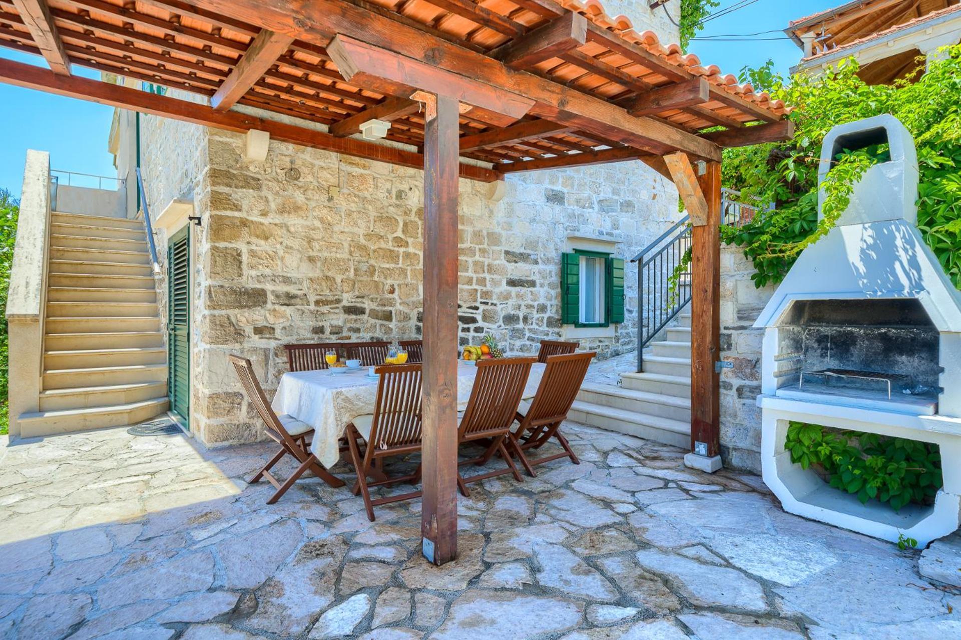 Villa Bonaca Perfect Location For A Holiday With Friends Or Family, Heated Pool Сумартин Экстерьер фото