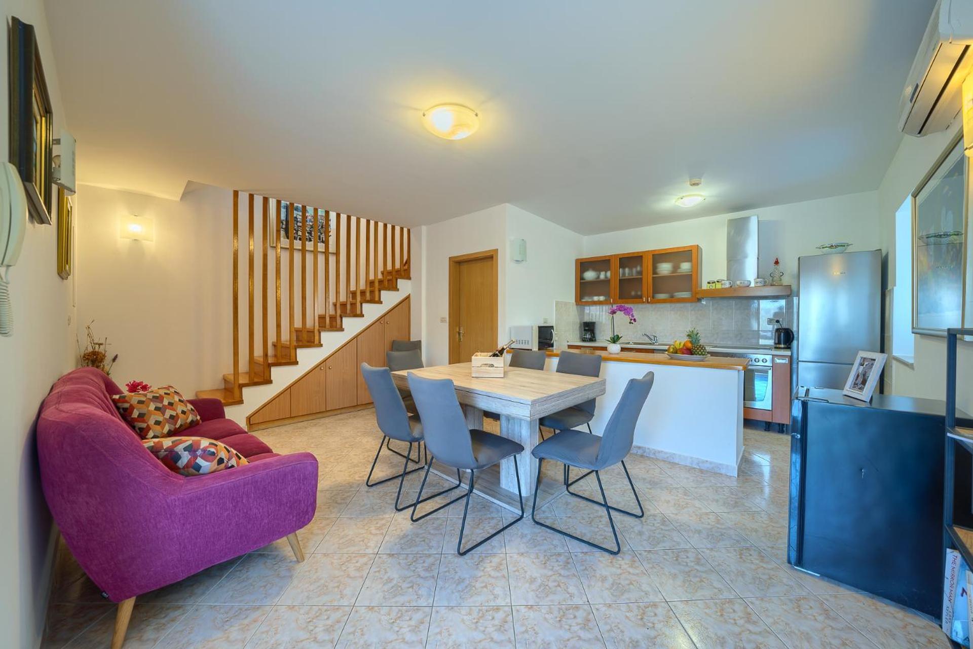 Villa Bonaca Perfect Location For A Holiday With Friends Or Family, Heated Pool Сумартин Экстерьер фото